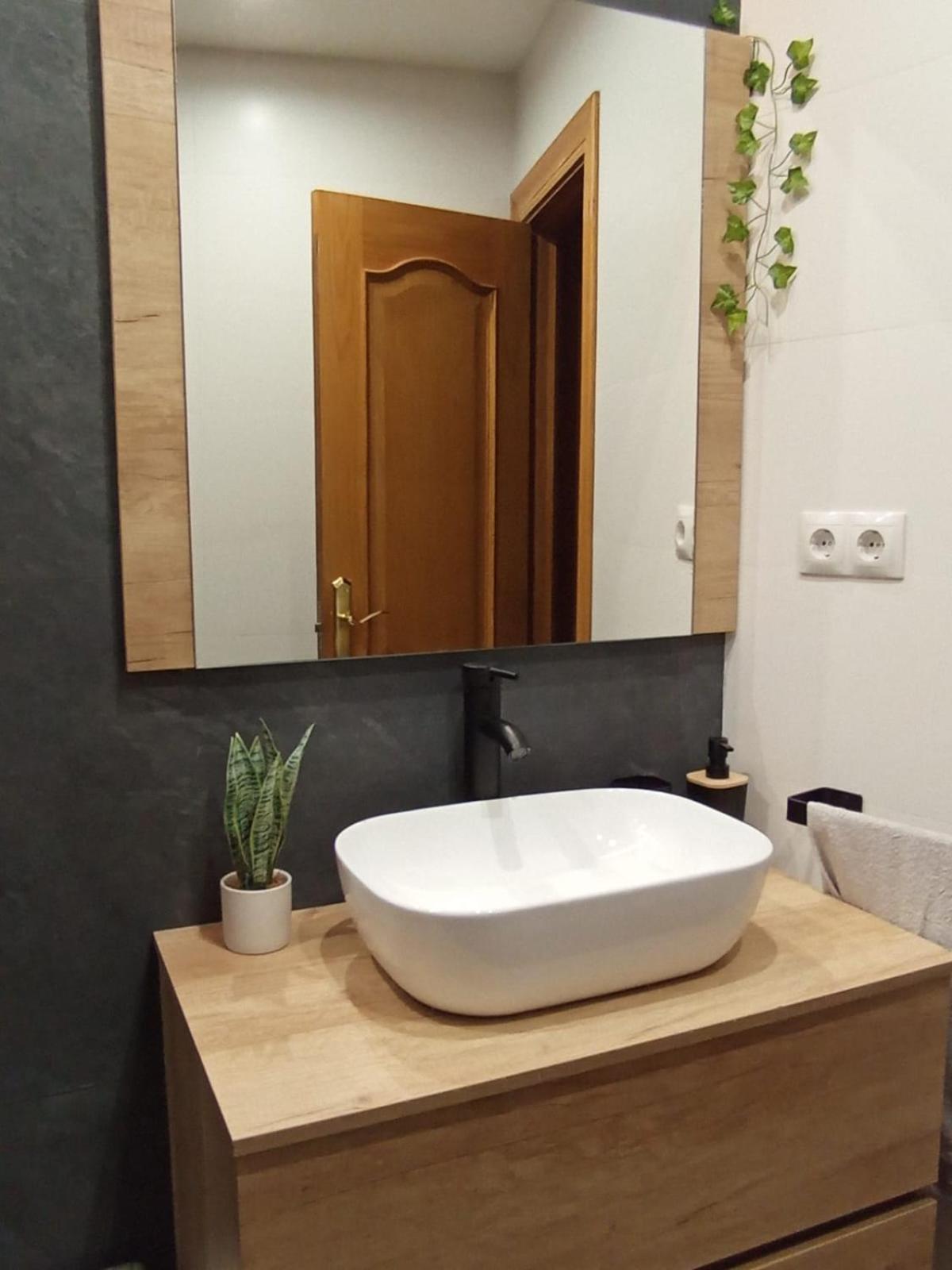 Apartamento Peace Home Astillero El Astillero Bagian luar foto